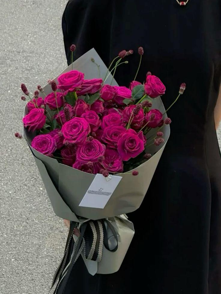 StarlightMountainAlliance workshop space where corporate flower arrangements are designed and prepared for business delivery